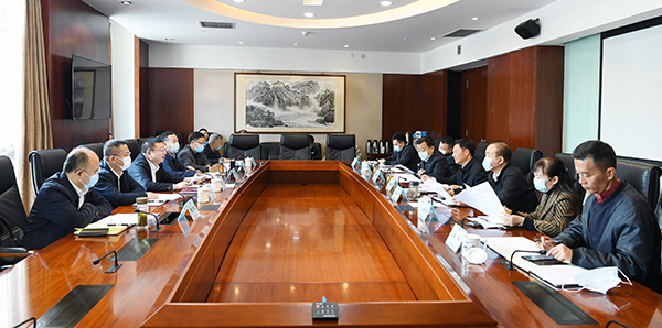 2020年11月18日，元方赴成都拜會西南民航局領(lǐng)導 張莉 攝.jpg