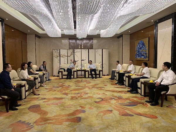 1667552220576281.png 綿陽(yáng)機(jī)場(chǎng)與廈門航空有限公司開(kāi)展合作座談.png